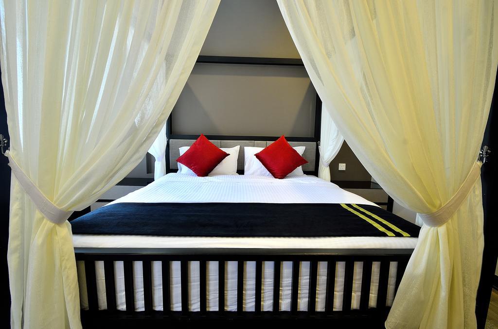 Plumeria Luxury Service Villa George Town Bagian luar foto