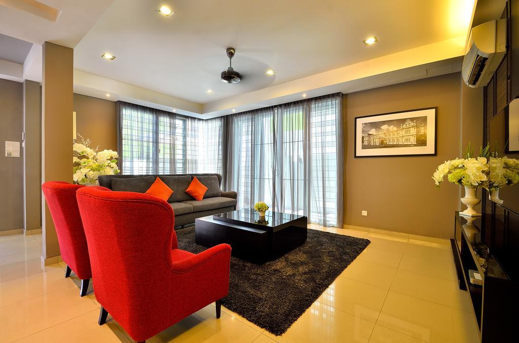 Plumeria Luxury Service Villa George Town Bagian luar foto